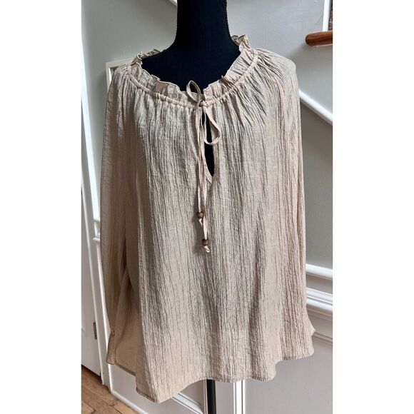 NWOT Beige Martha Stewart Fashion woman's peasant, crinkle knit blouse size L - Picture 1 of 7